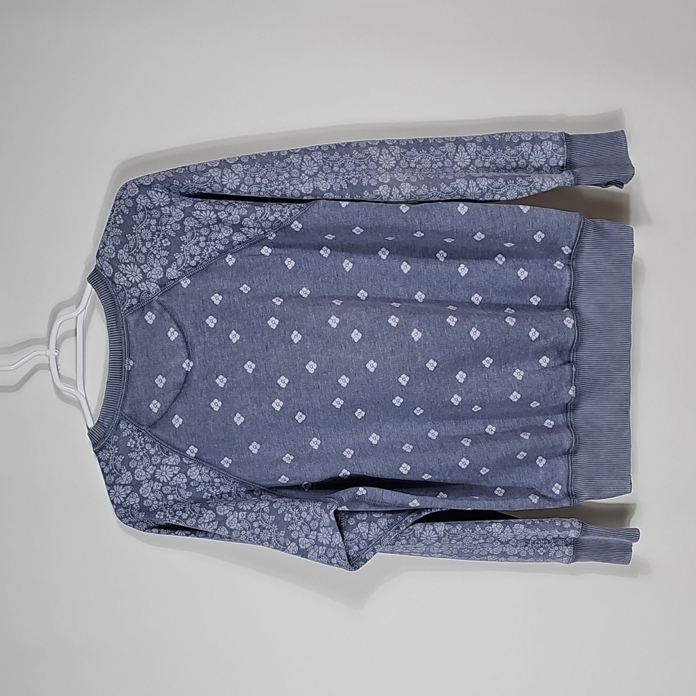 Aerie Blue Floral Raglan Sweatshirt XS Distressed Faded Pullover Soft Crewneck - Picture 5 of 16
